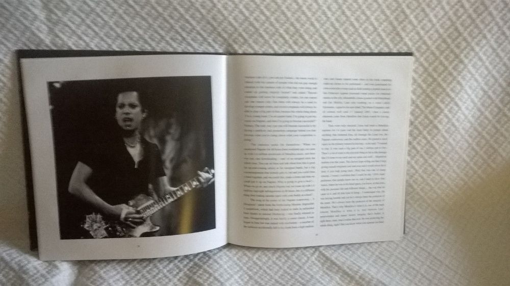 Metallica - Nothing Else Matters (4 DVD's + Book)