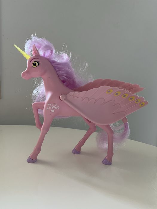 Kyara z bajki Mia i ja