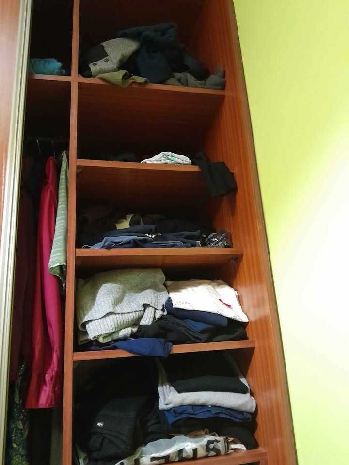 ROUPEIRO INMENSO, 2 portas correr, QUALIDADE SUPERIOR, como novo