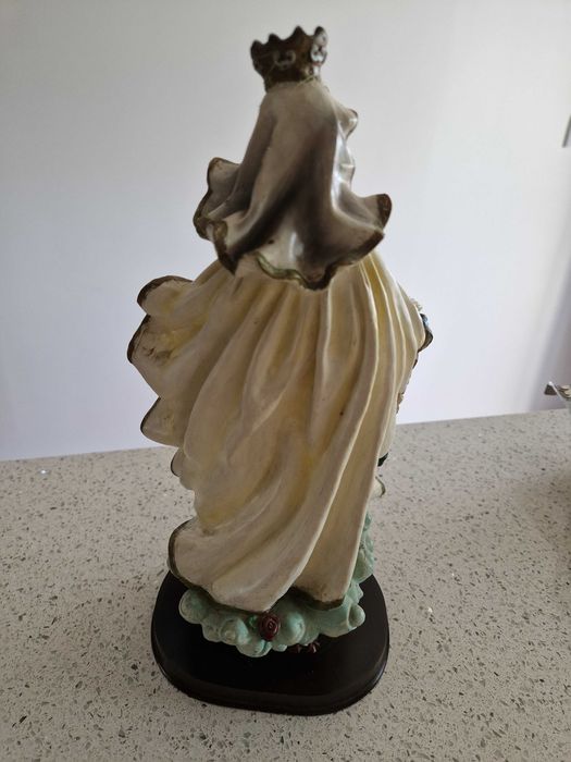Nossa Senhora Rainha dos Anjos