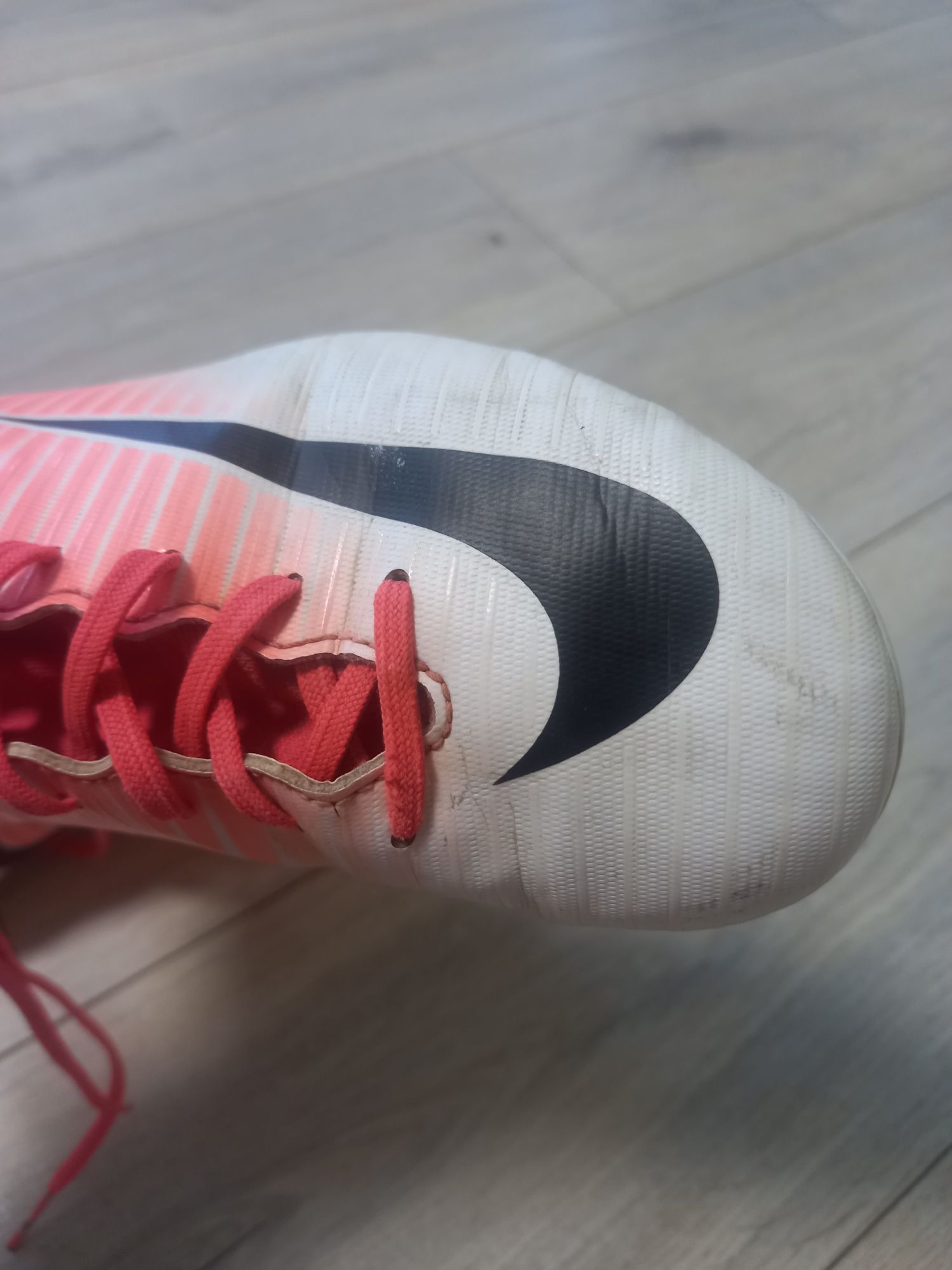 Продам бутси Nike mercurial