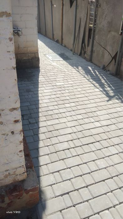 Майстер укладання тротуарної плитки