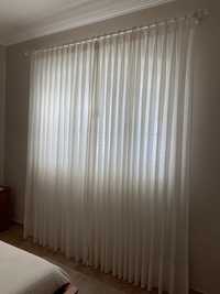 Cortinas com varão