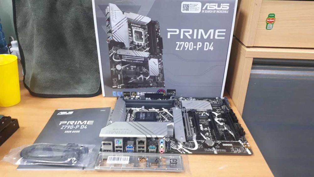 Материнська плата Asus Prime Z790-P D4