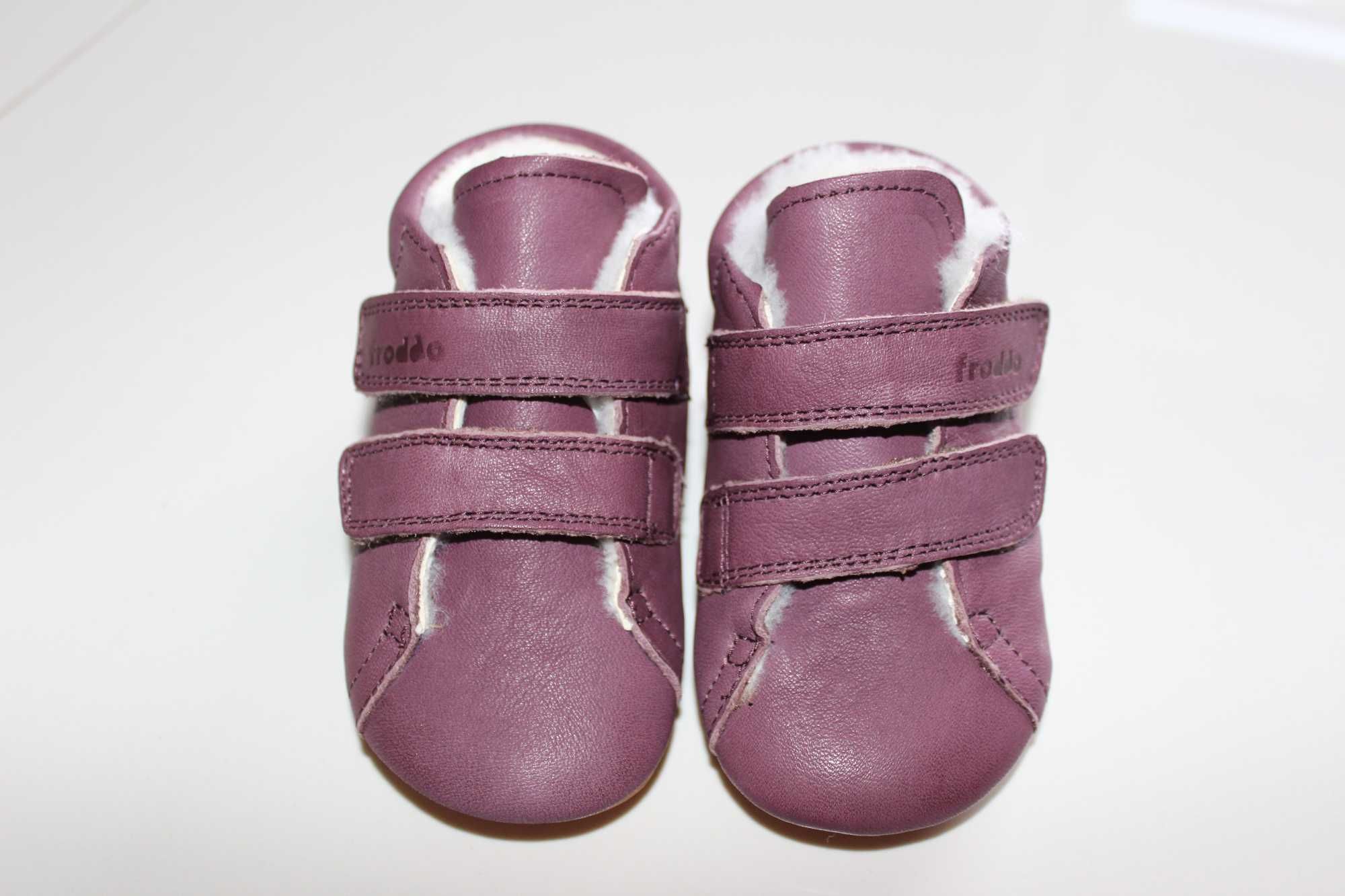 Botas com pêlo Prewalkers da marca Froddo Barefoot - Madali Baby Store