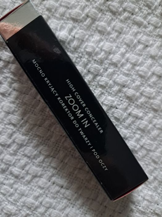 Korektor do twarzy i pod oczy SEMILAC