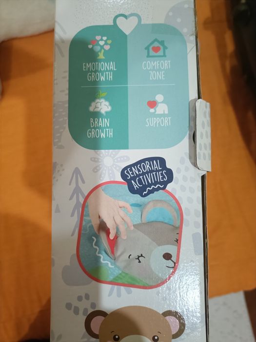 Tapete para bebe pode ser usado para mudar fraldas ou brincar