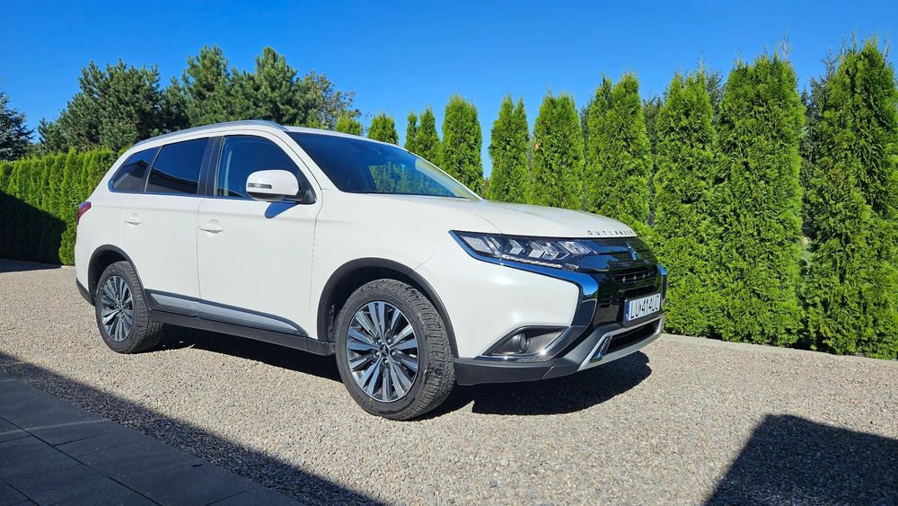 Mitsubishi Outlander Mitsubishi Outlander