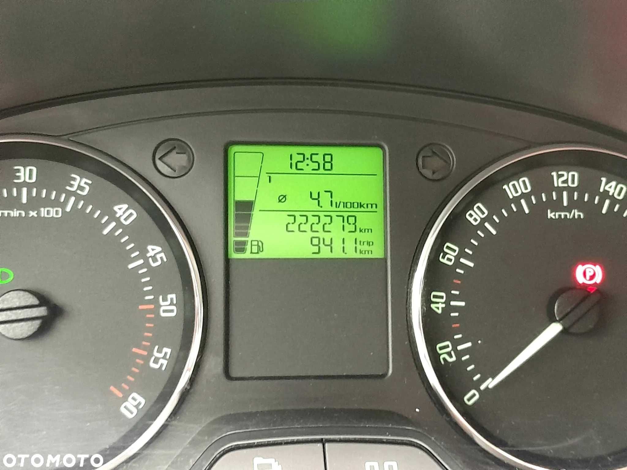Fabia 1.6tdi 2012r 10 lat jeden właściciel, 2kpl nowych opon, Salon PL