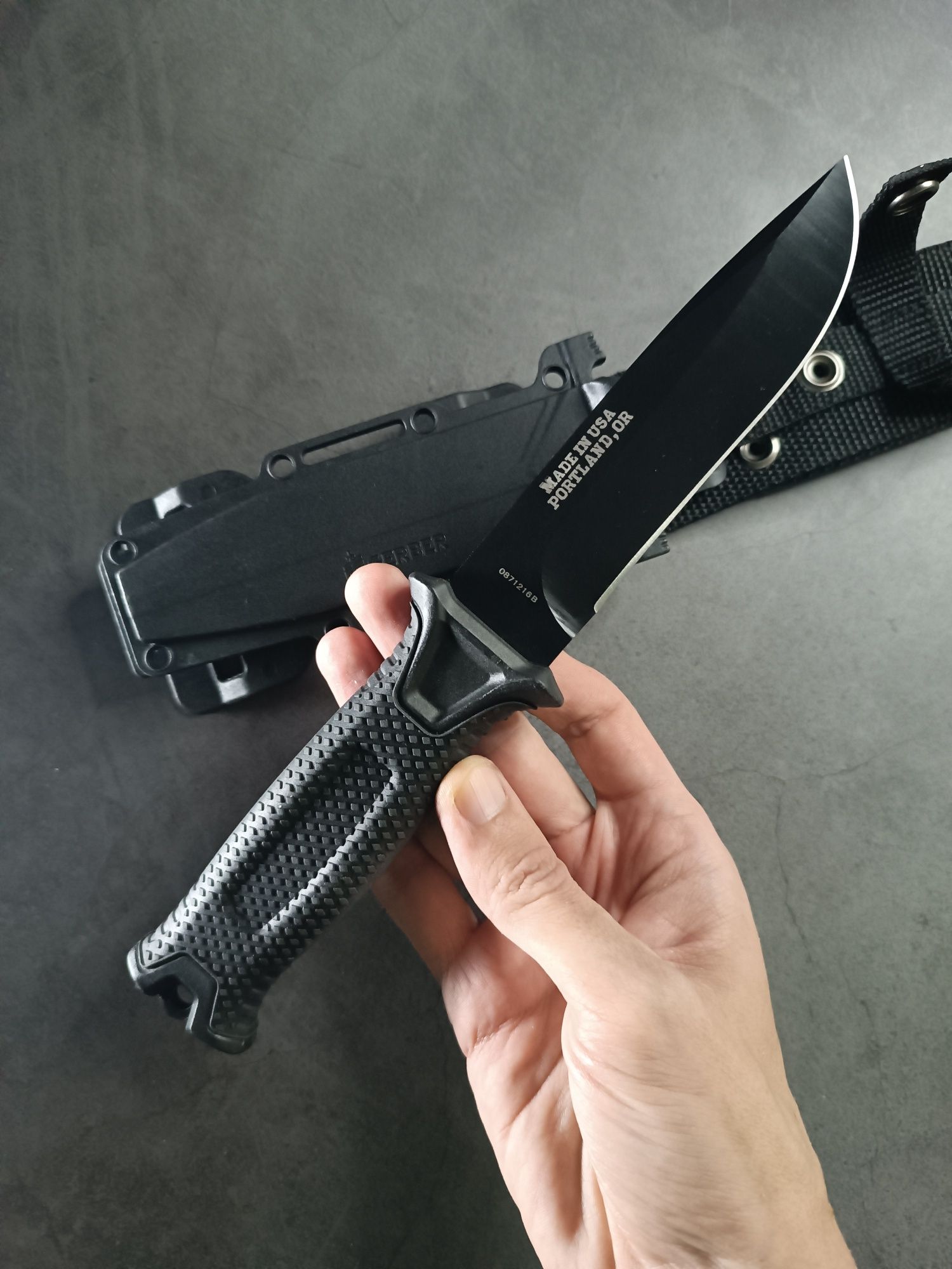 Нож Gerber Strongarm Fixed Blade. Черный