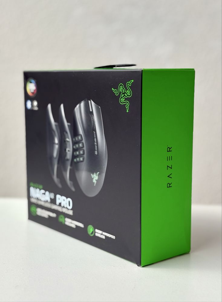 Ігрова миша Razer Naga V Pro MMO Wireless — Нова