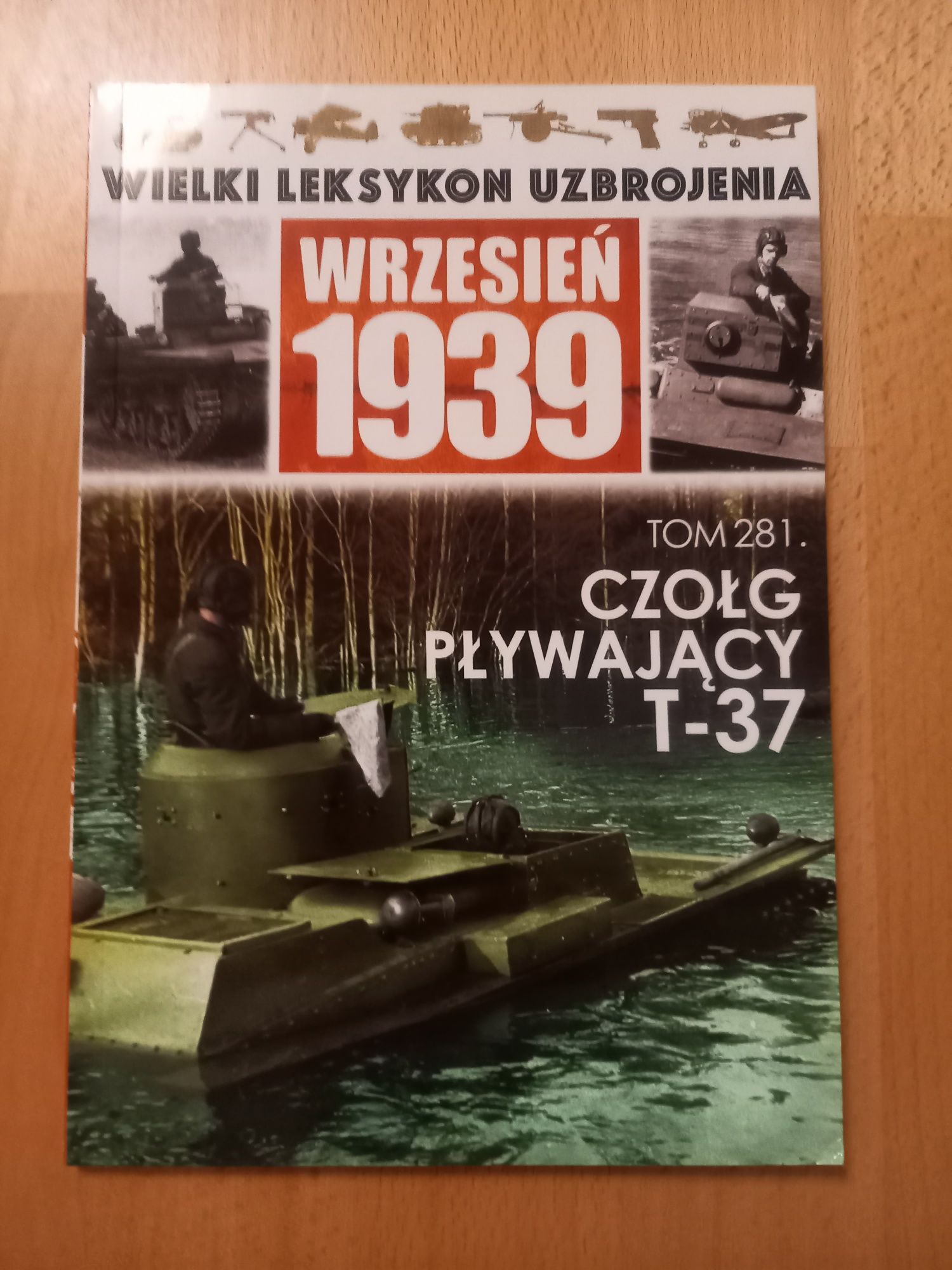 Wielki leksykon uzbrojenia wrzesień 1939 czołg pływający t-37