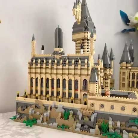 Конструктор Замок Harry Potter схожий на Lego 6020 деталі