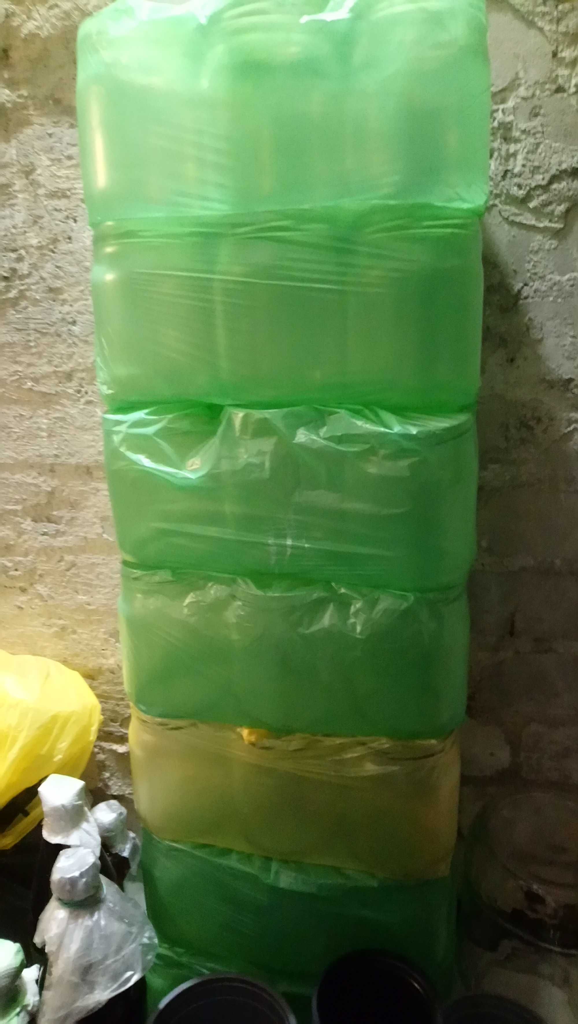 Słoiki 540 ml z nakrętkami
