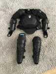 Zbroja na motocykl Raven Sideswipe