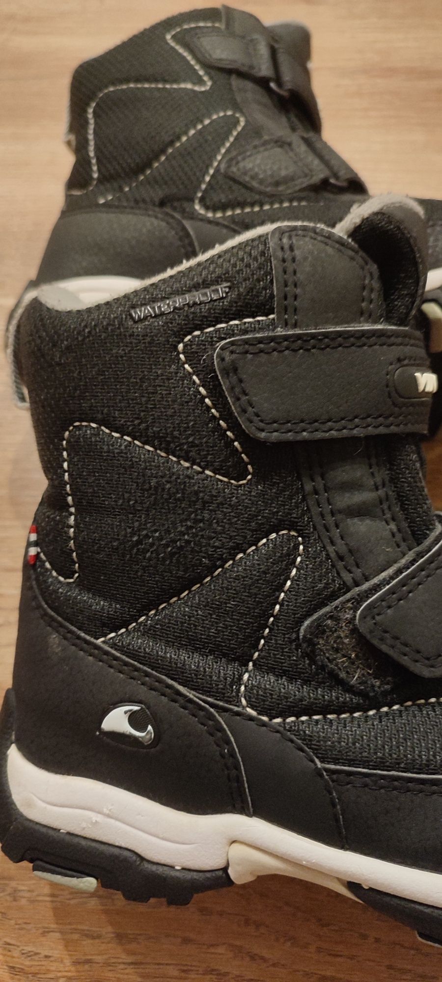 Buty zimowe VIKING 34 czarne na rzepy unisex nieprzemakalne