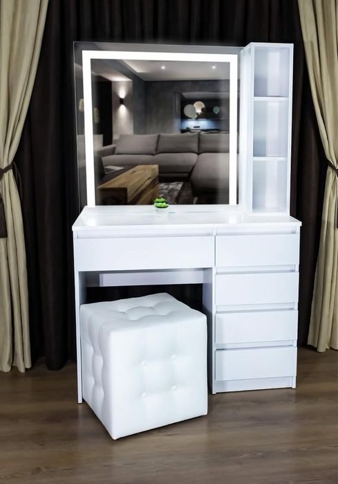 Солик стіл макіяжний з відсвіткою led лампи