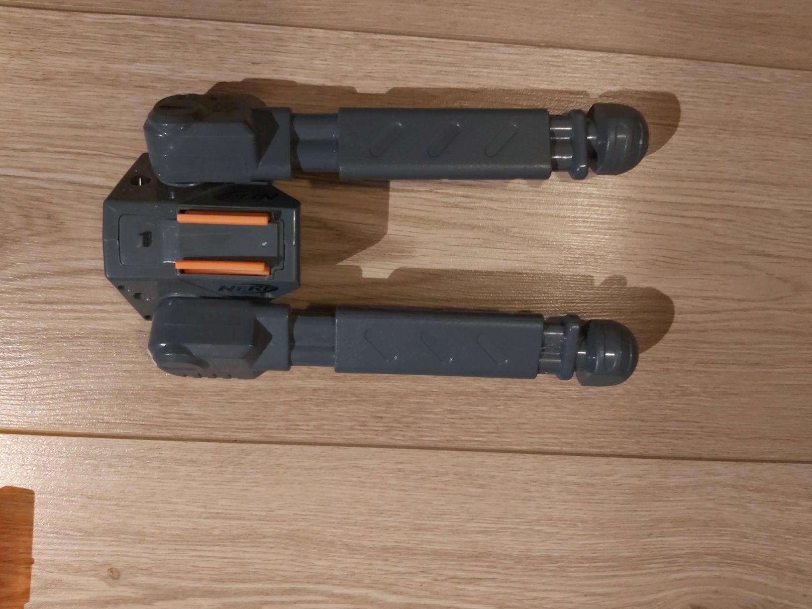 NERF Universal Stand bi-pé