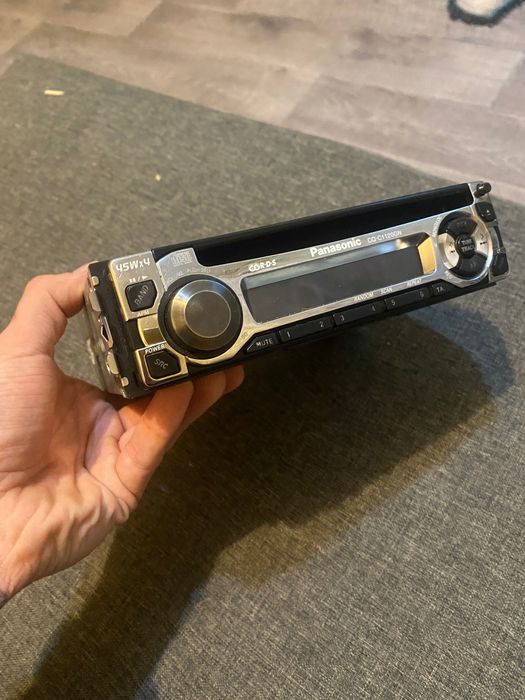 Автомагнітола Panasonic