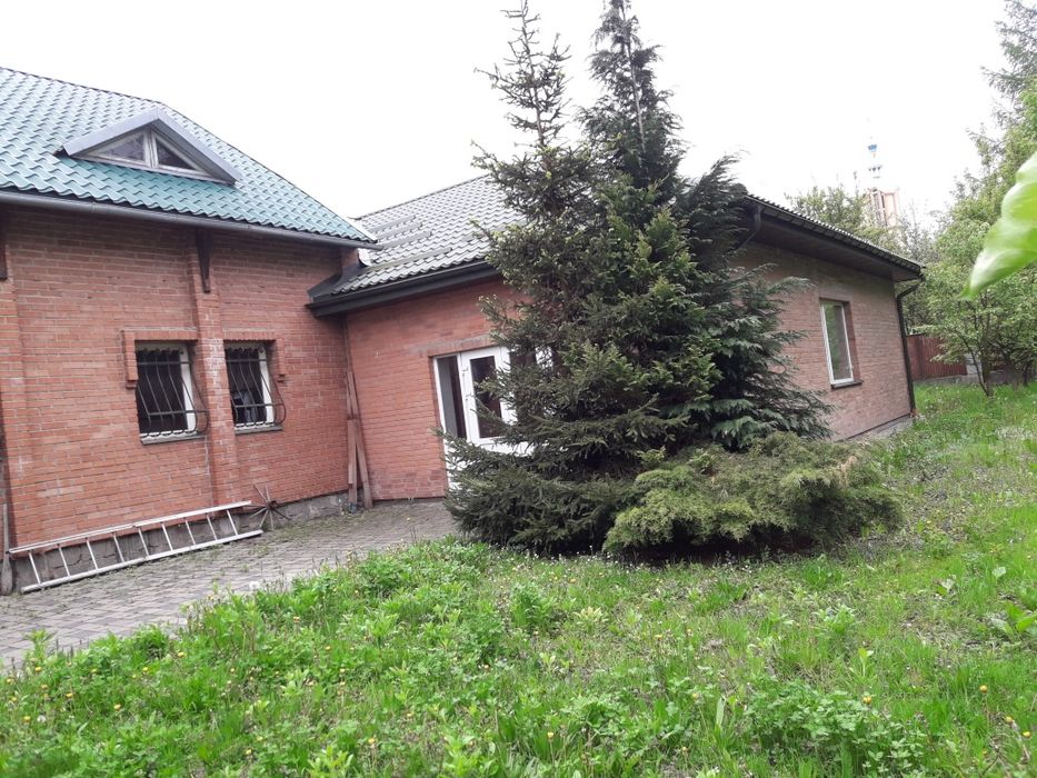 Оренда приміщення під бізнес +14 соок  в Солонці перша лінія Київ-Чоп