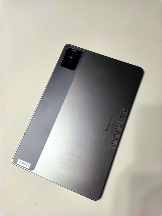 Продам планшет lenovo.