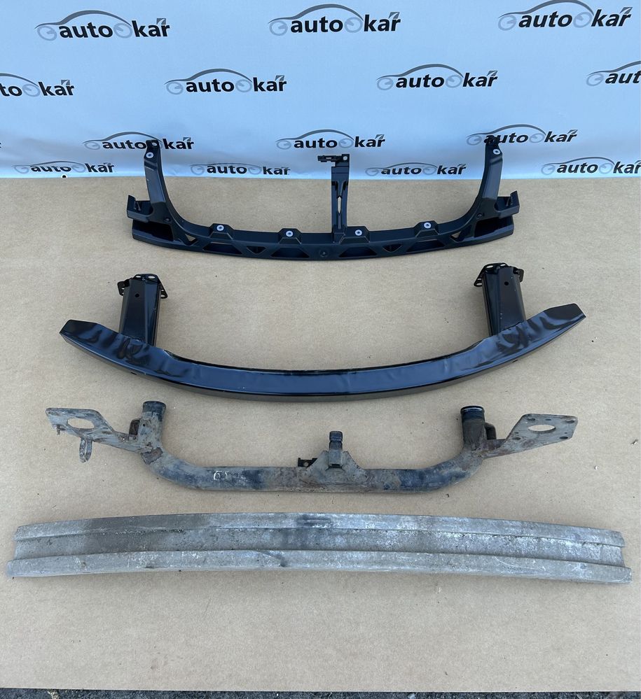 Підсилювач бампера Volkswagen Passat B5 / Passat B5+