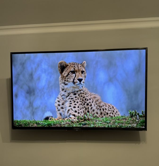 Телевізор Sony  4К UHD 43 діагональ