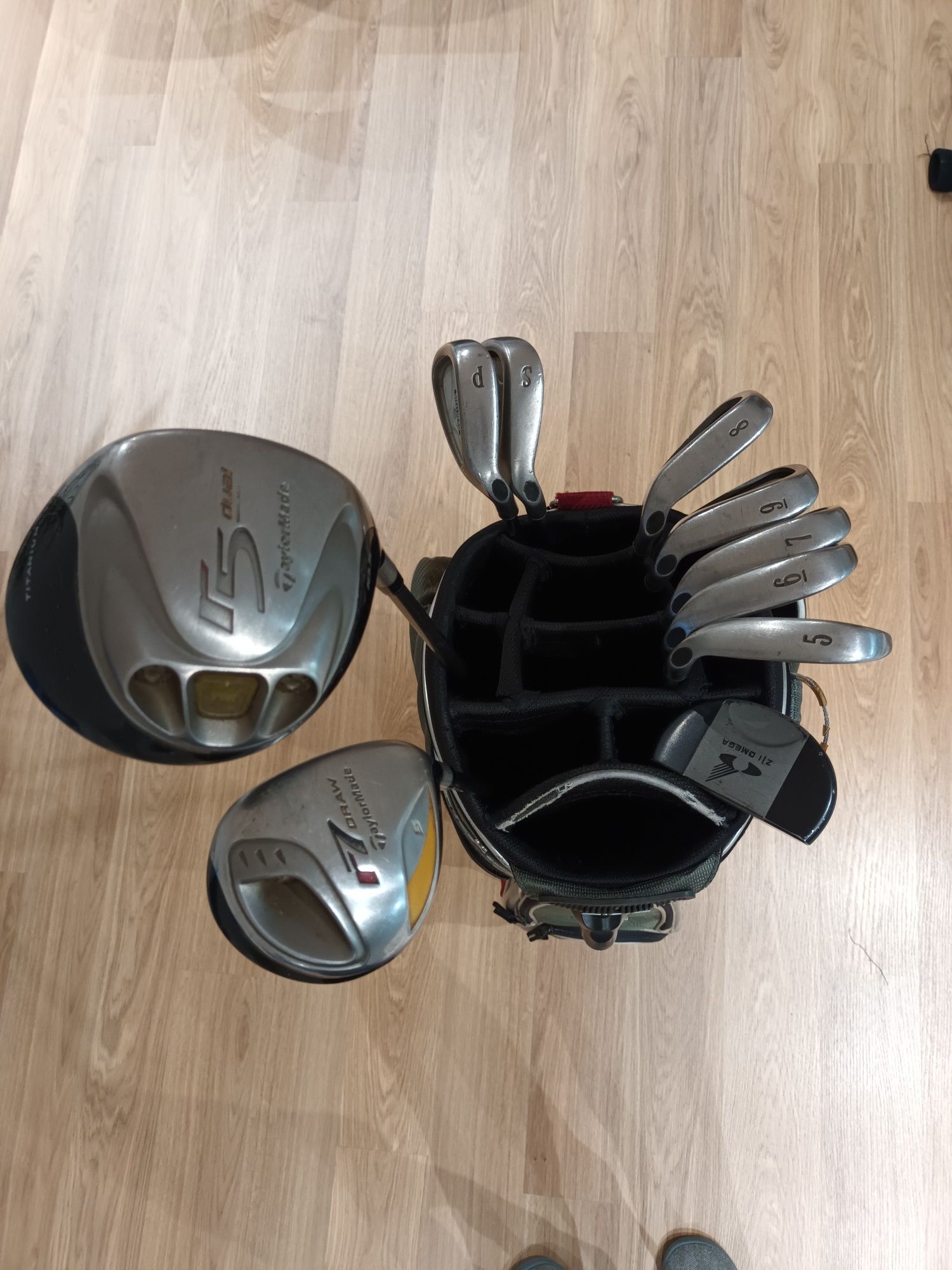 Ferros Callaway X14. Madeiras 1W, 5W Taylor Made e Putter