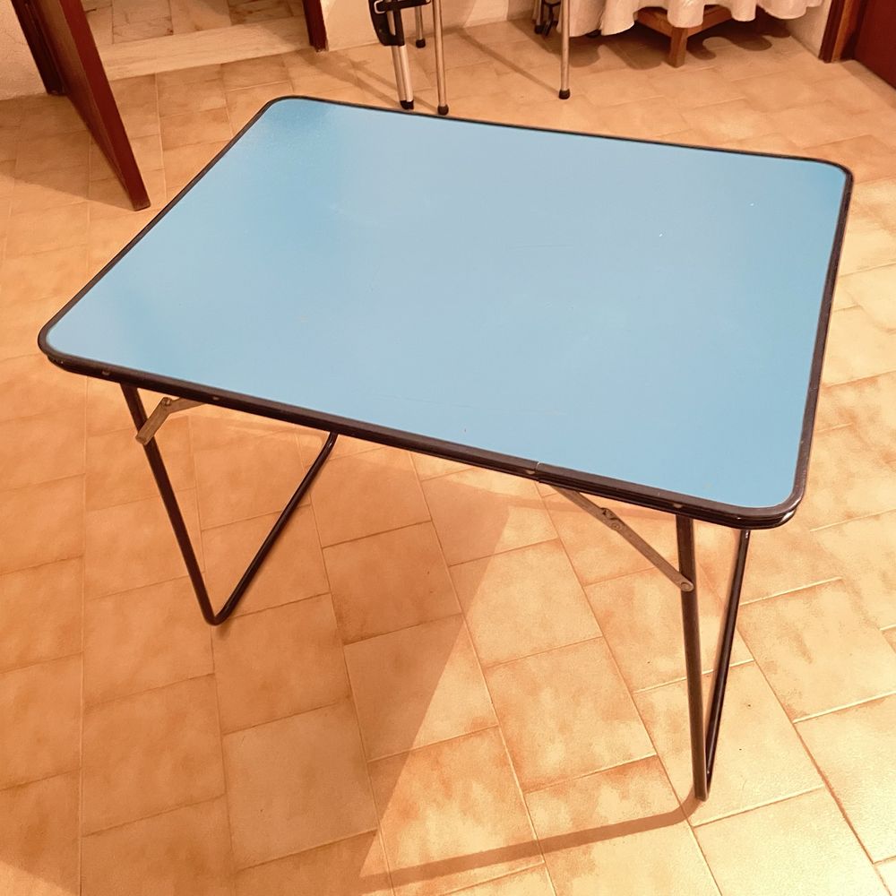 mesa campismo azul