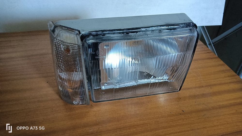 Farol Fiat panda ótica direita com pisca 1992