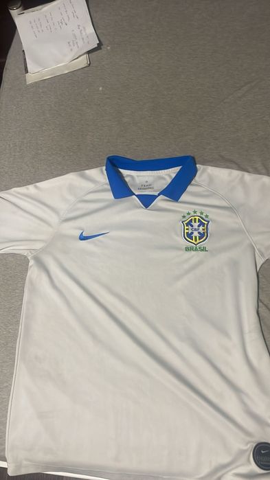 Camisola da seleção brasileira branca L.