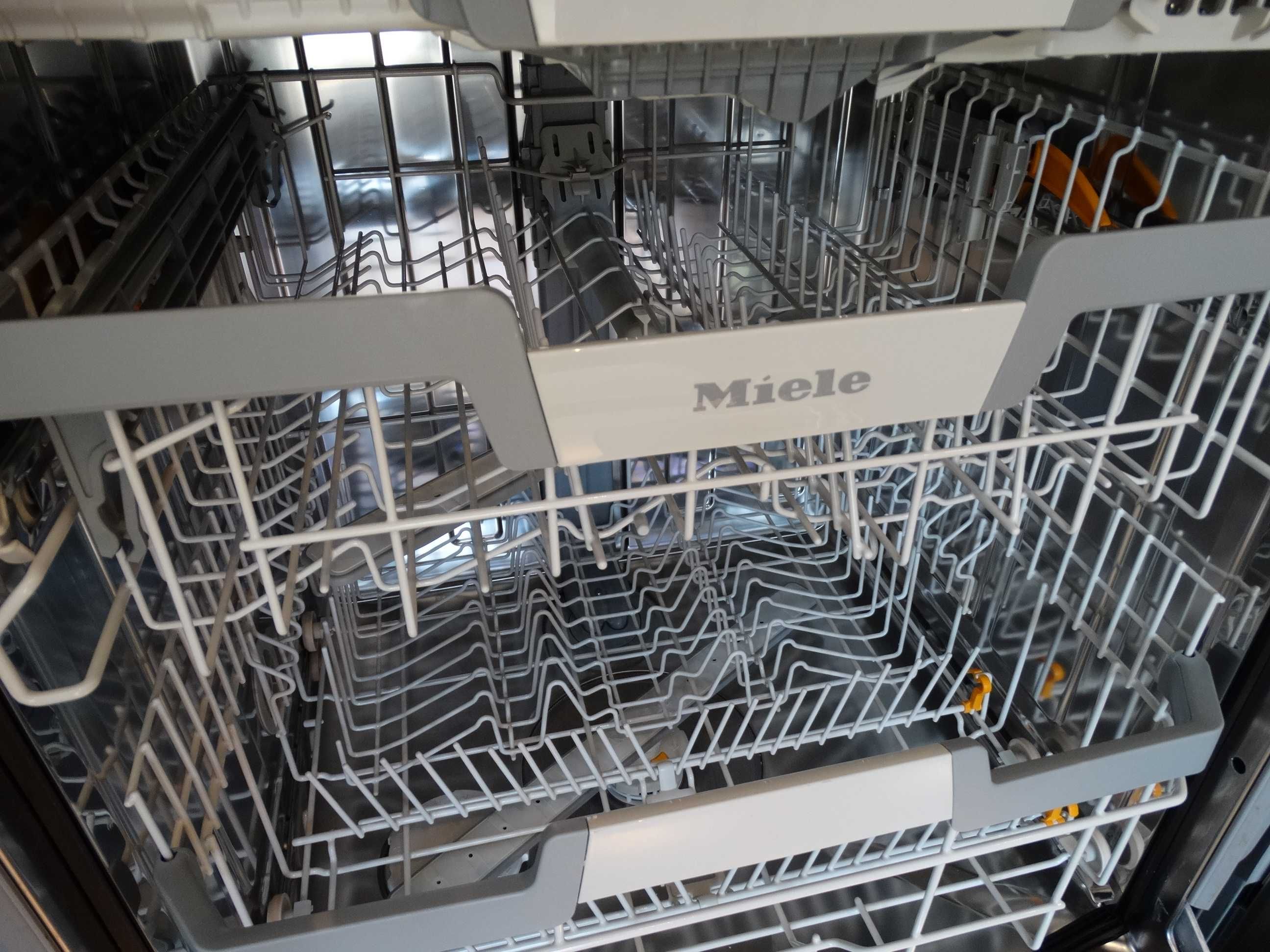 Zmywarka pod blatowa biała Miele G7200 SC nowy model 6 m-cy gwar