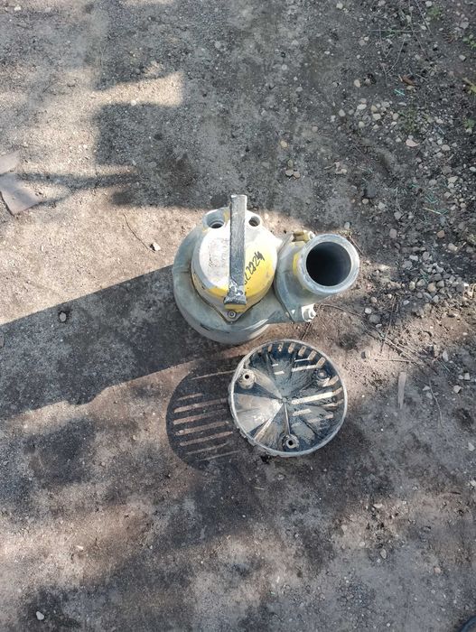 Atlas Copco pompa zatapialna uszkodzona na części