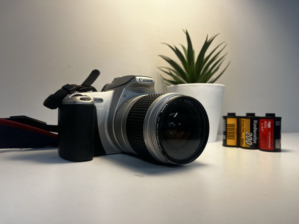 Canon EOS 300  28-90mm f4-5,6 - aparat analogowy, zadbany, z kolekcji