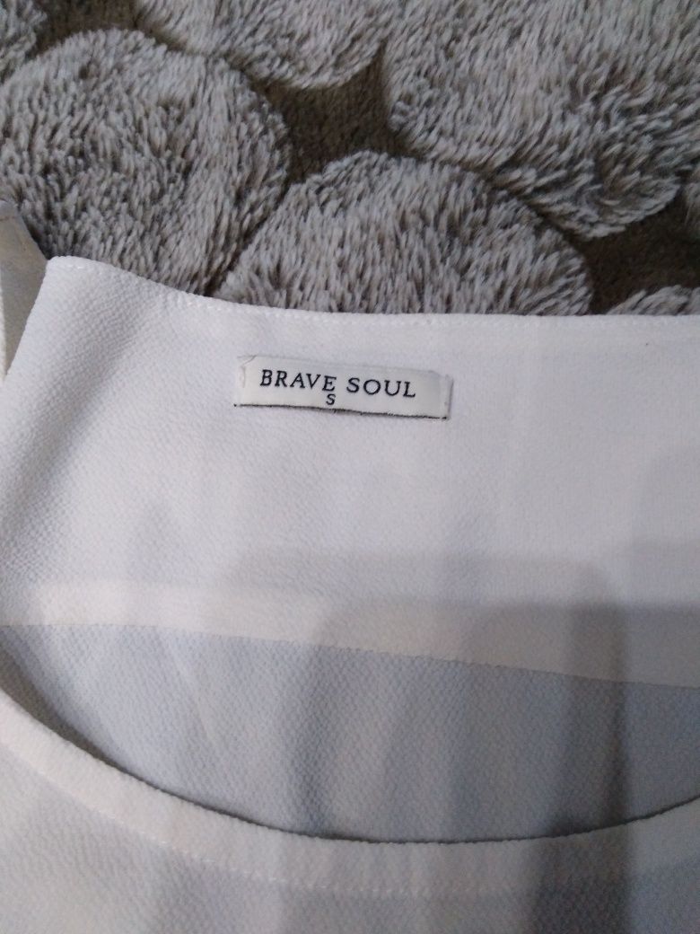 Biała elegancka bluzka Brave Soul S