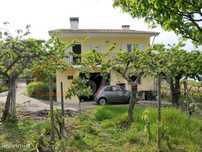 Moradia T3 Localizada nas deslumbrantes paisagens do Douro a três m...
