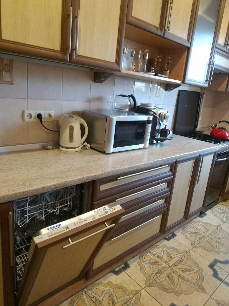 Продаж 3-к., Вербицького 8 , Дарницький р-н.