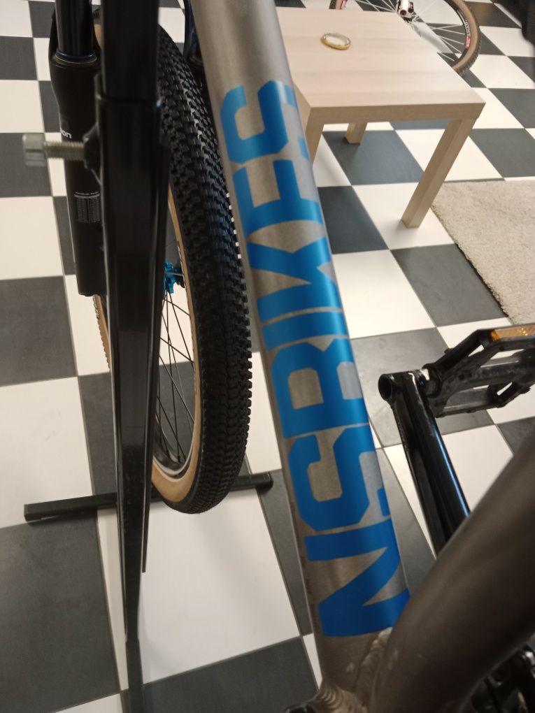 Rower Dirt NS Bikes movement 2