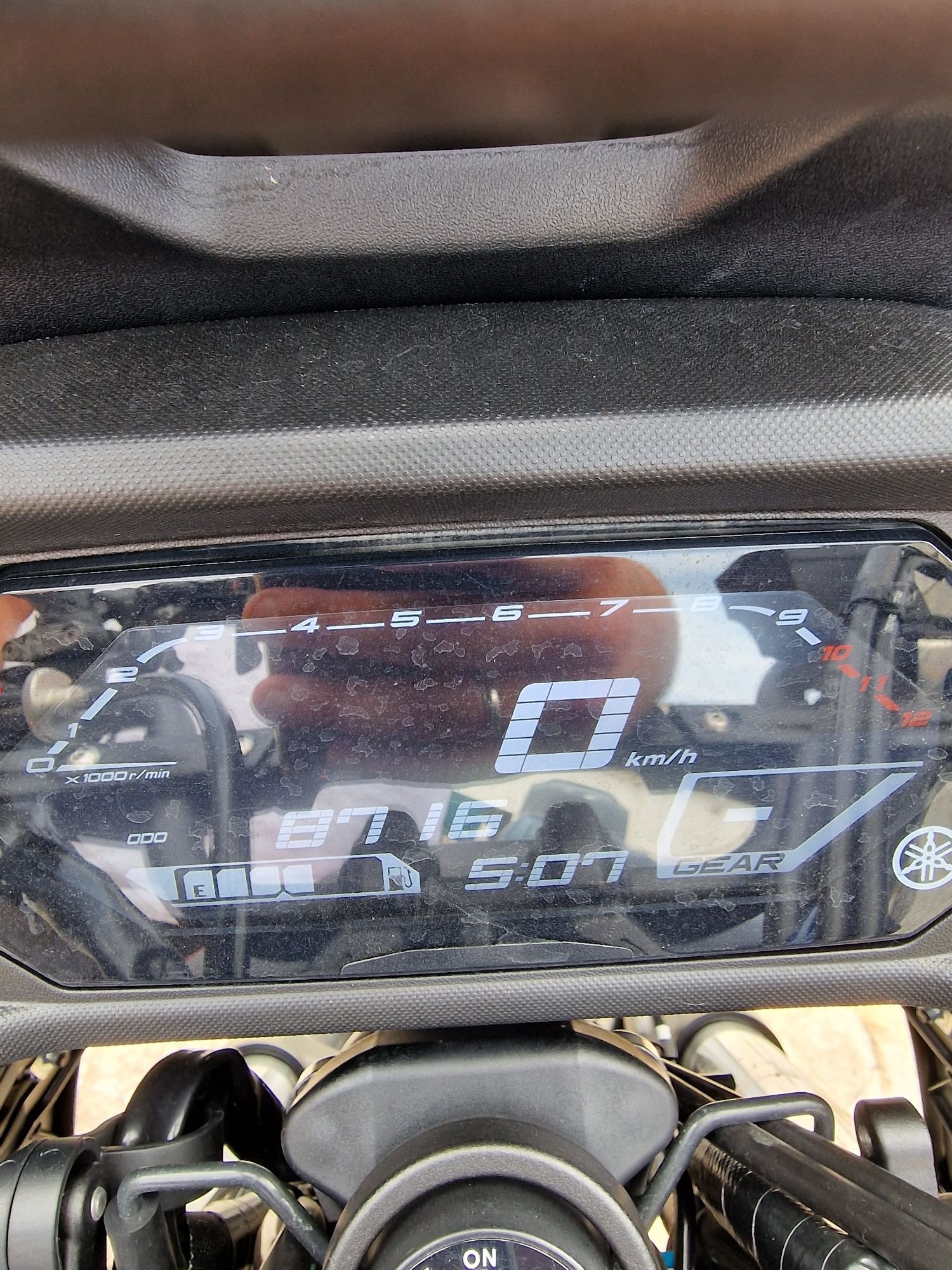 Tracer 700 35kw de livrete