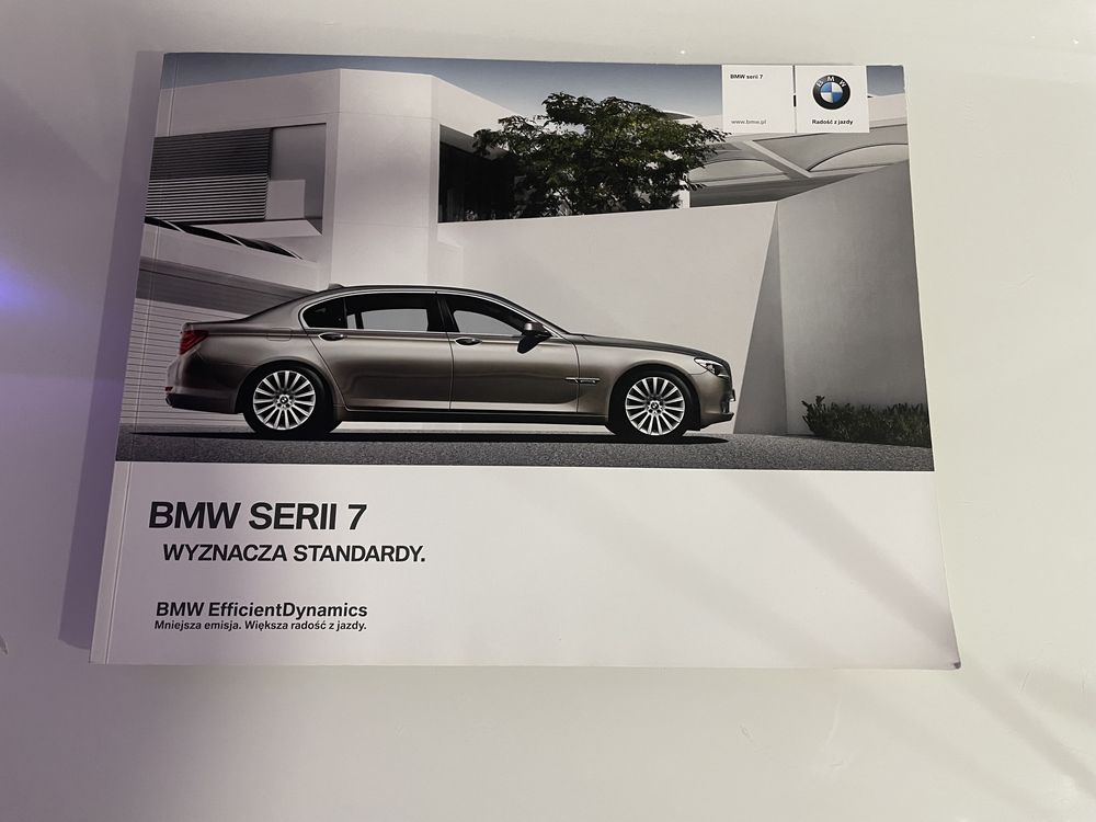 Prospekt BMW -7  seria F01