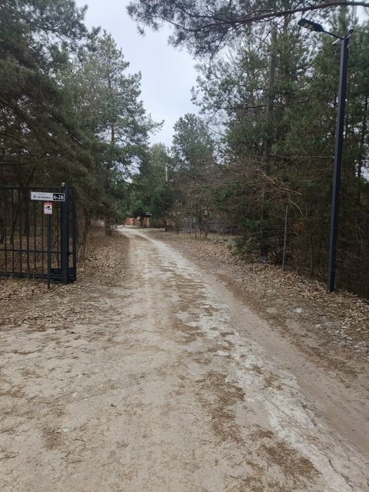 Продам участок в Обуховке со своим берегом в закрытой территории