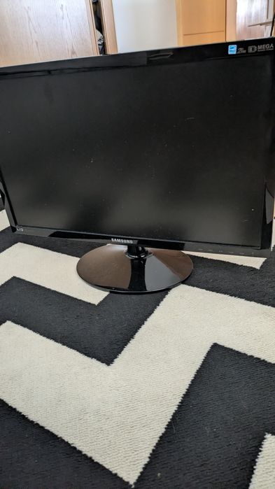 Monitor Samsung 60cm