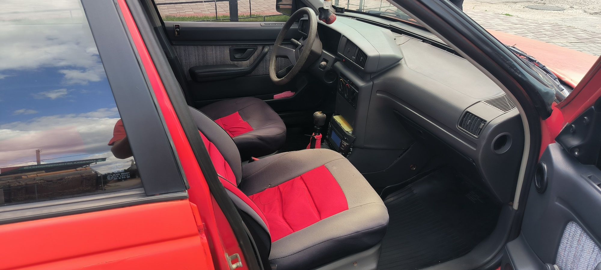 Продам Пежо 405GL