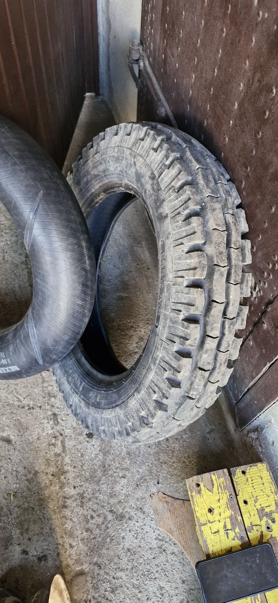 Piasty  z czopam c360 18 calowe c355 c4011 felgi opony 18x6.00