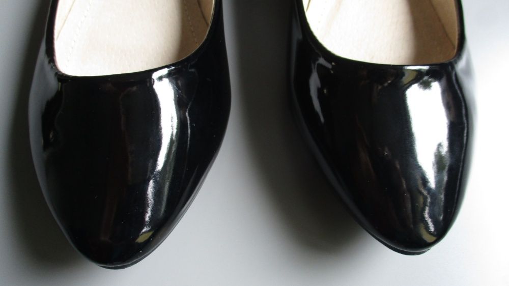 Buty baleriny czarne lakierki nowe rozmiar 38 długość wkładki 24 cm