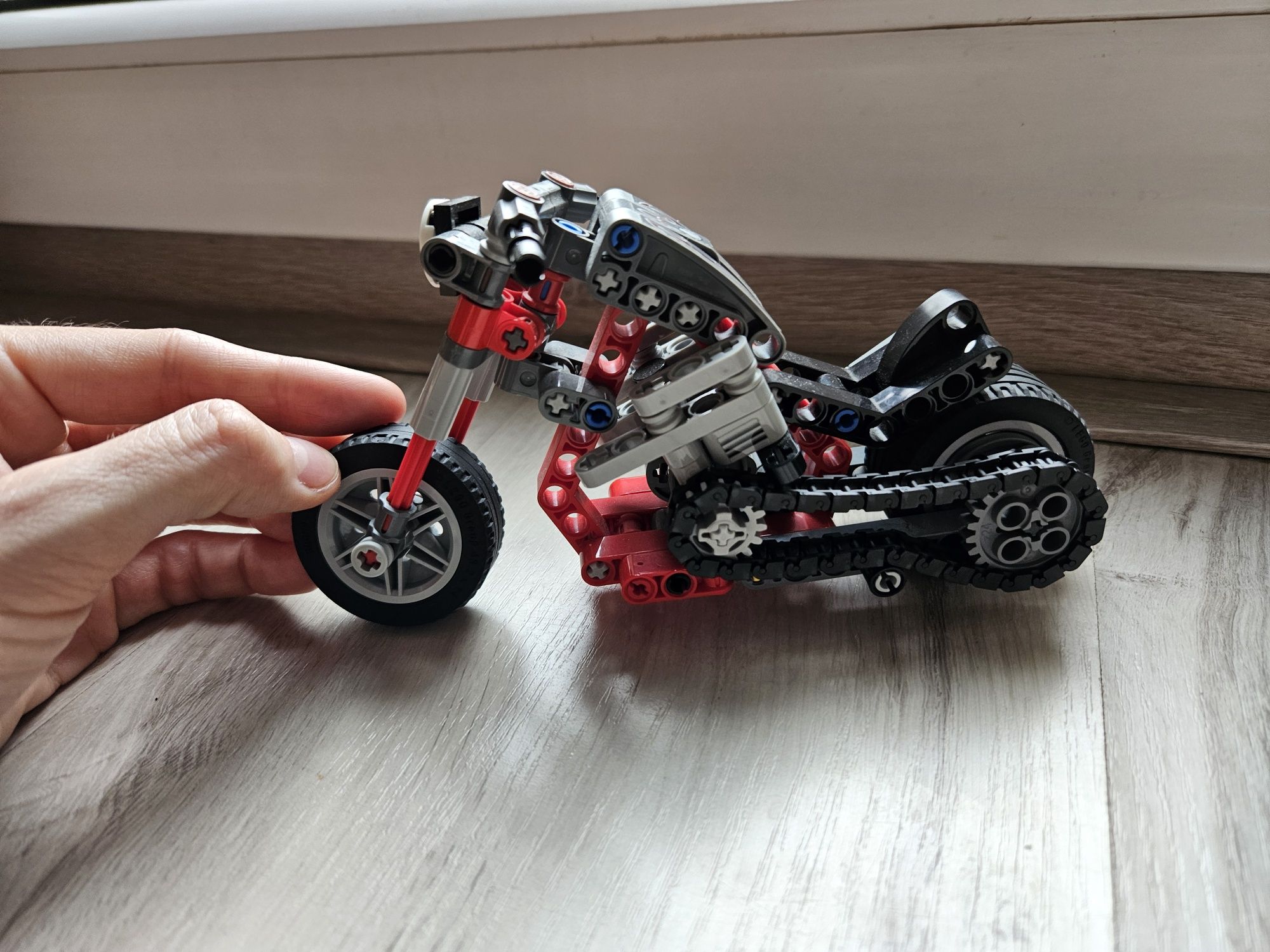 Lego 42132 motor