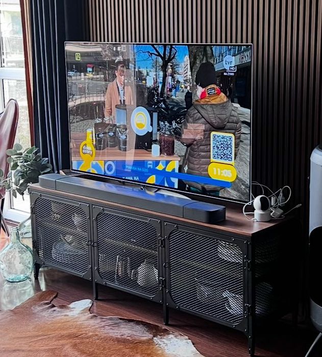 2 regały i RTV marki Ikea