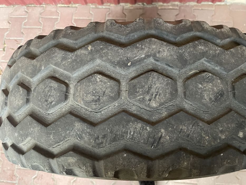 Opona rolnicza 100/75 -15