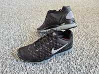 Buty sportowe NIKE Free TR Fit Winter 37.5