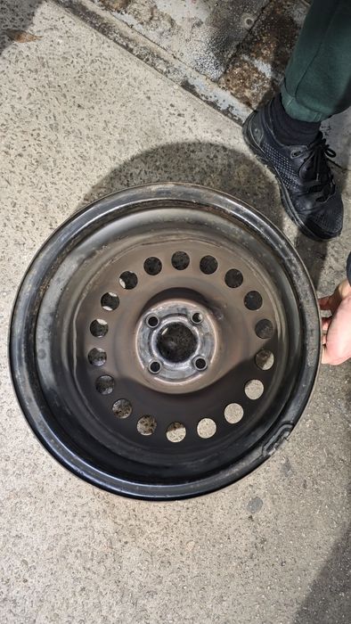 Продам диск на ланос R14